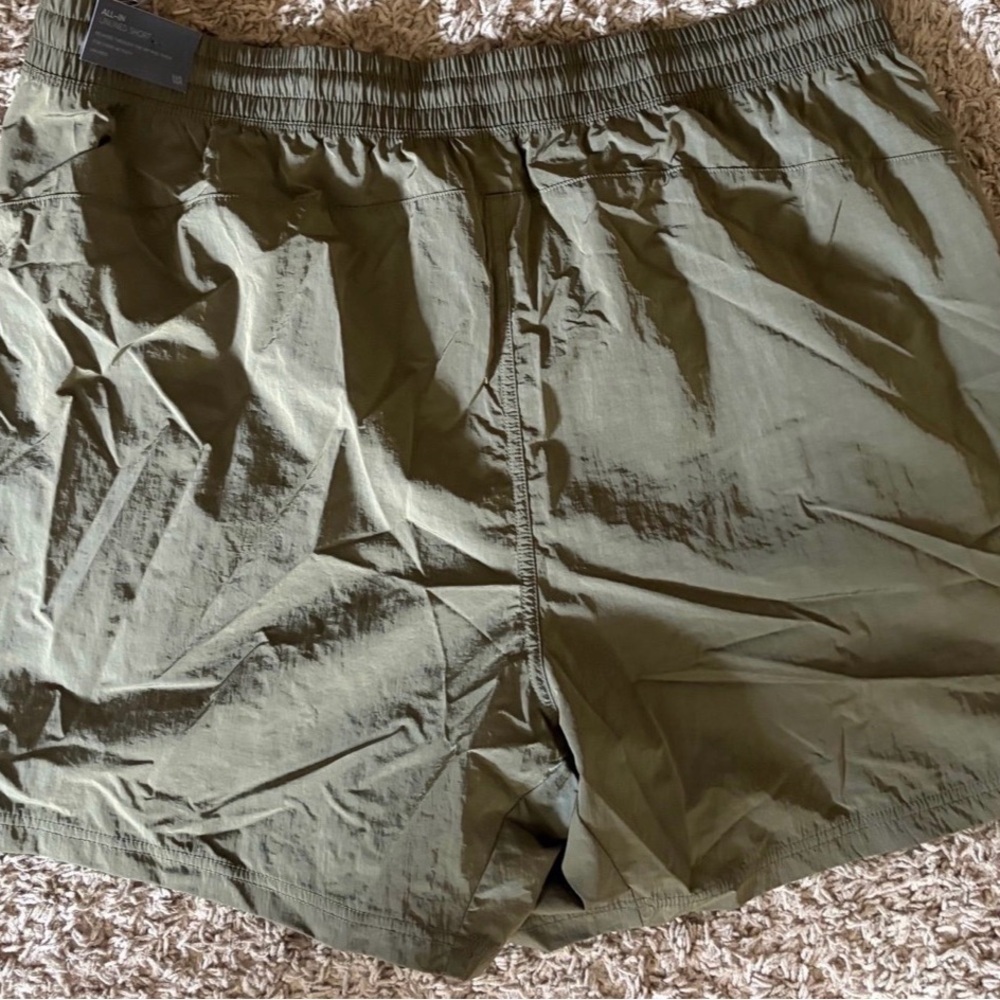 Men’s New VRST Men's 7" All-In Unlined Short Shorts Olive Green Shine Size - Picture 7 of 10